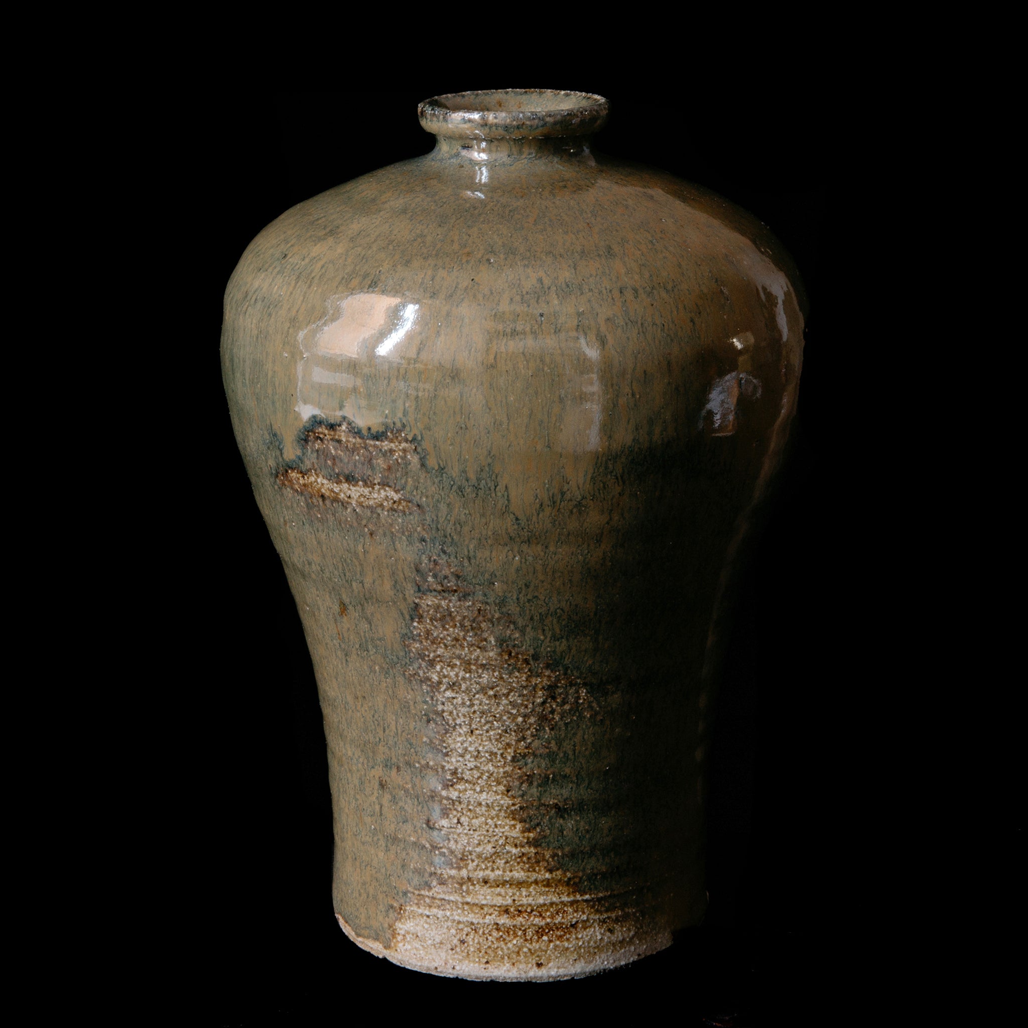 Wheel Thrown Vase No.118.23
