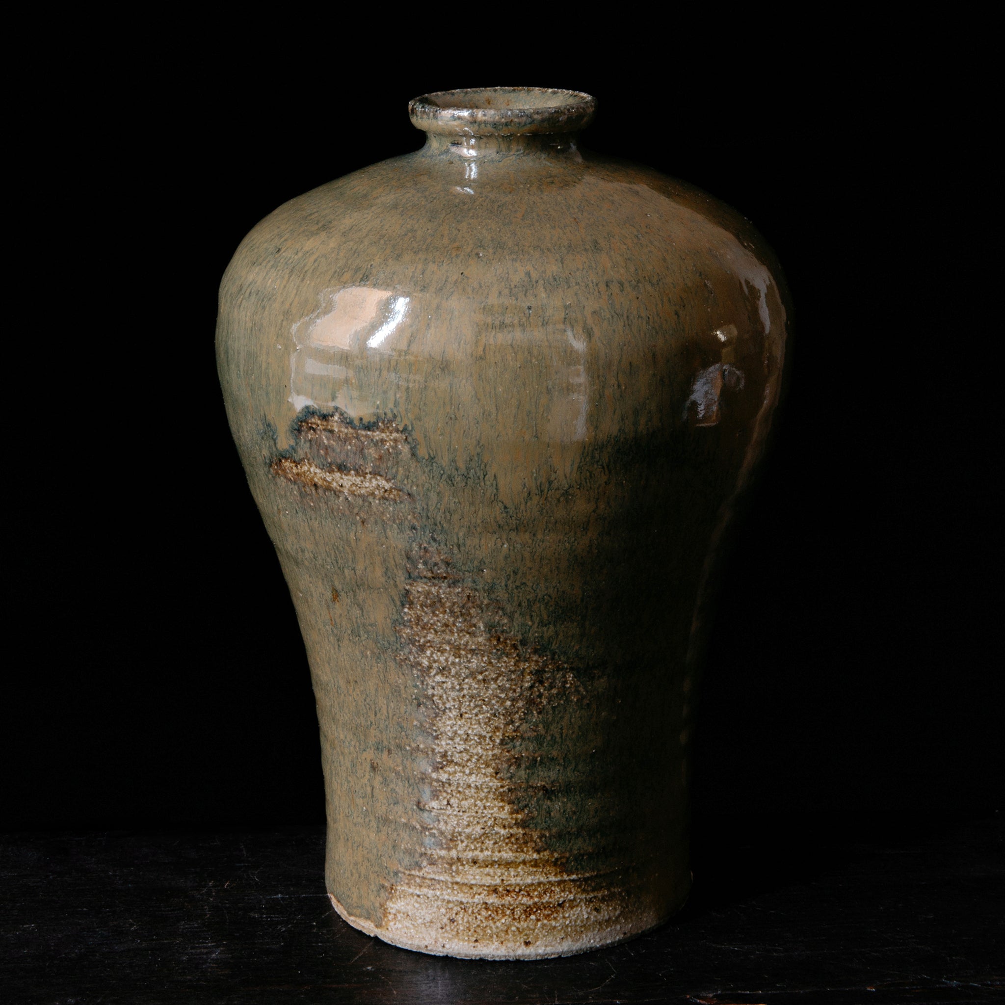 Wheel Thrown Vase No.118.23