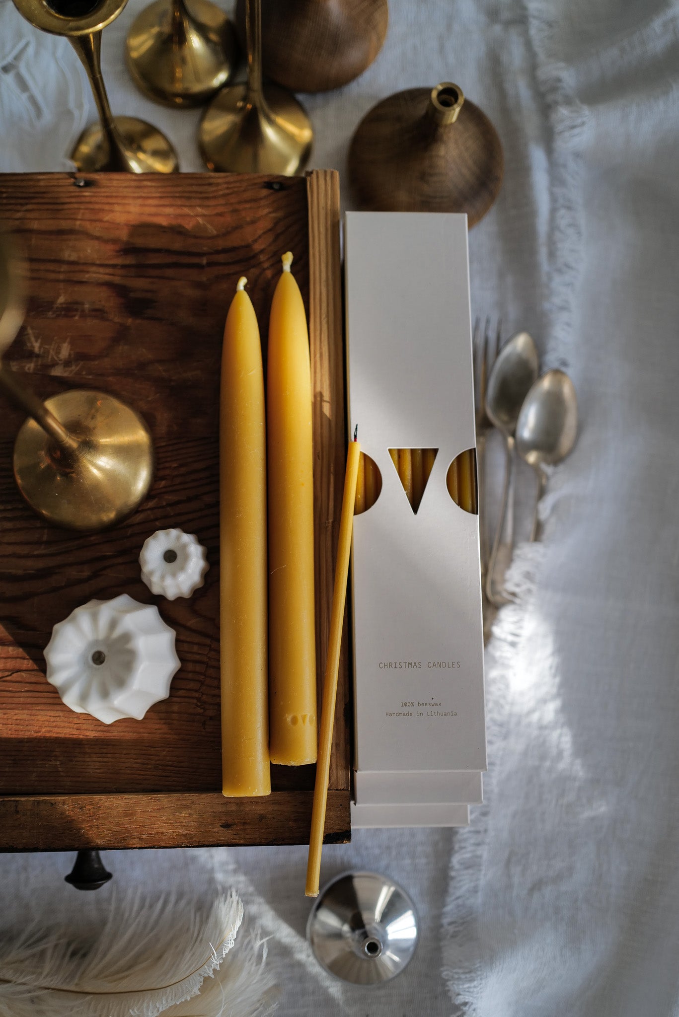 CLASSIC BEESWAX TAPERS