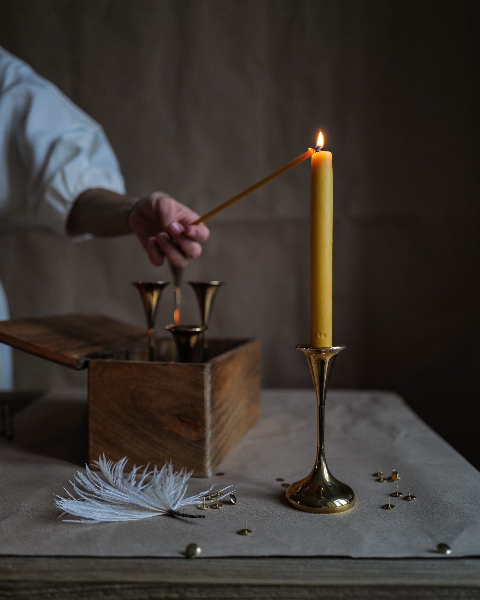 CLASSIC BEESWAX TAPERS