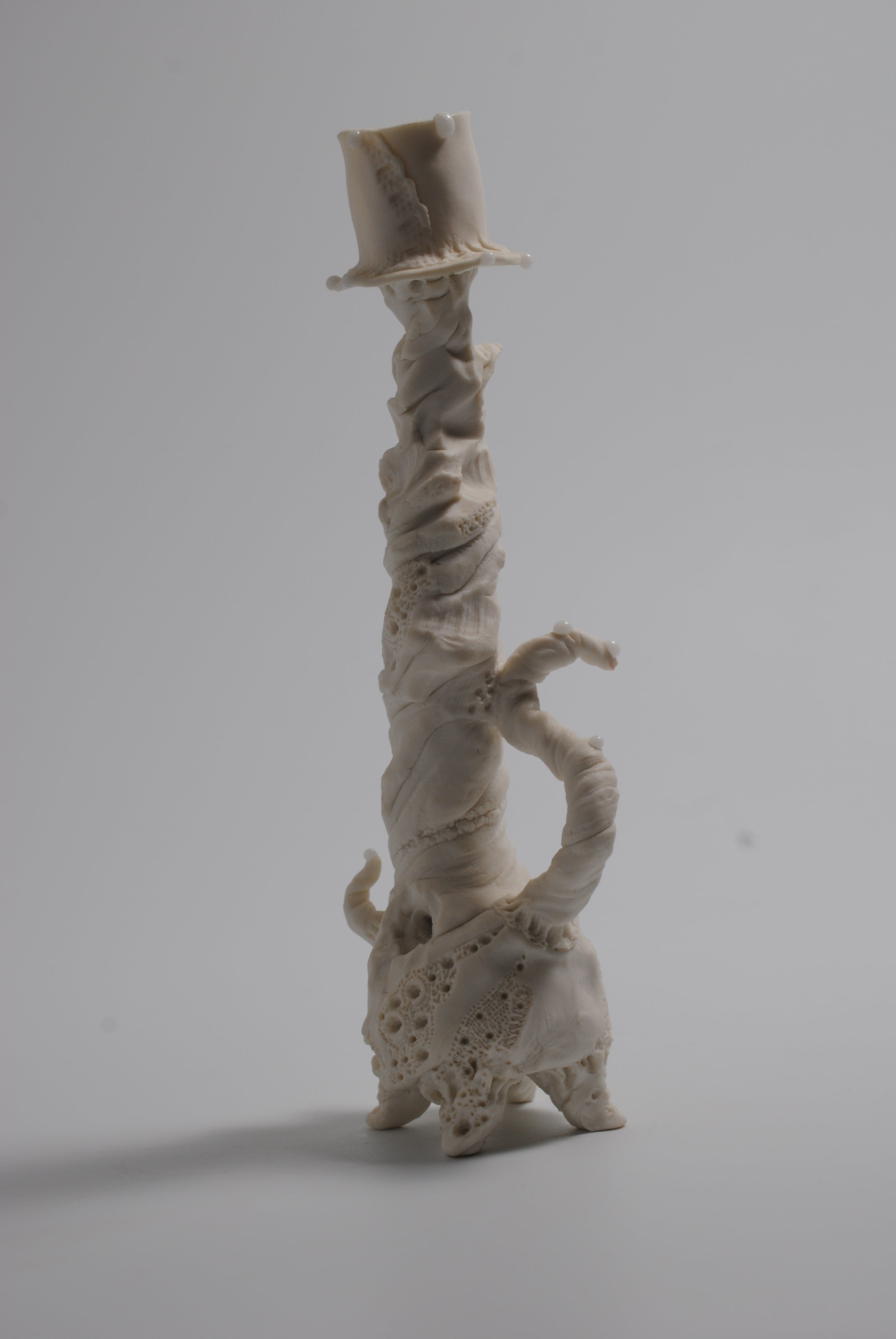 Single-arm porcelain chandelier