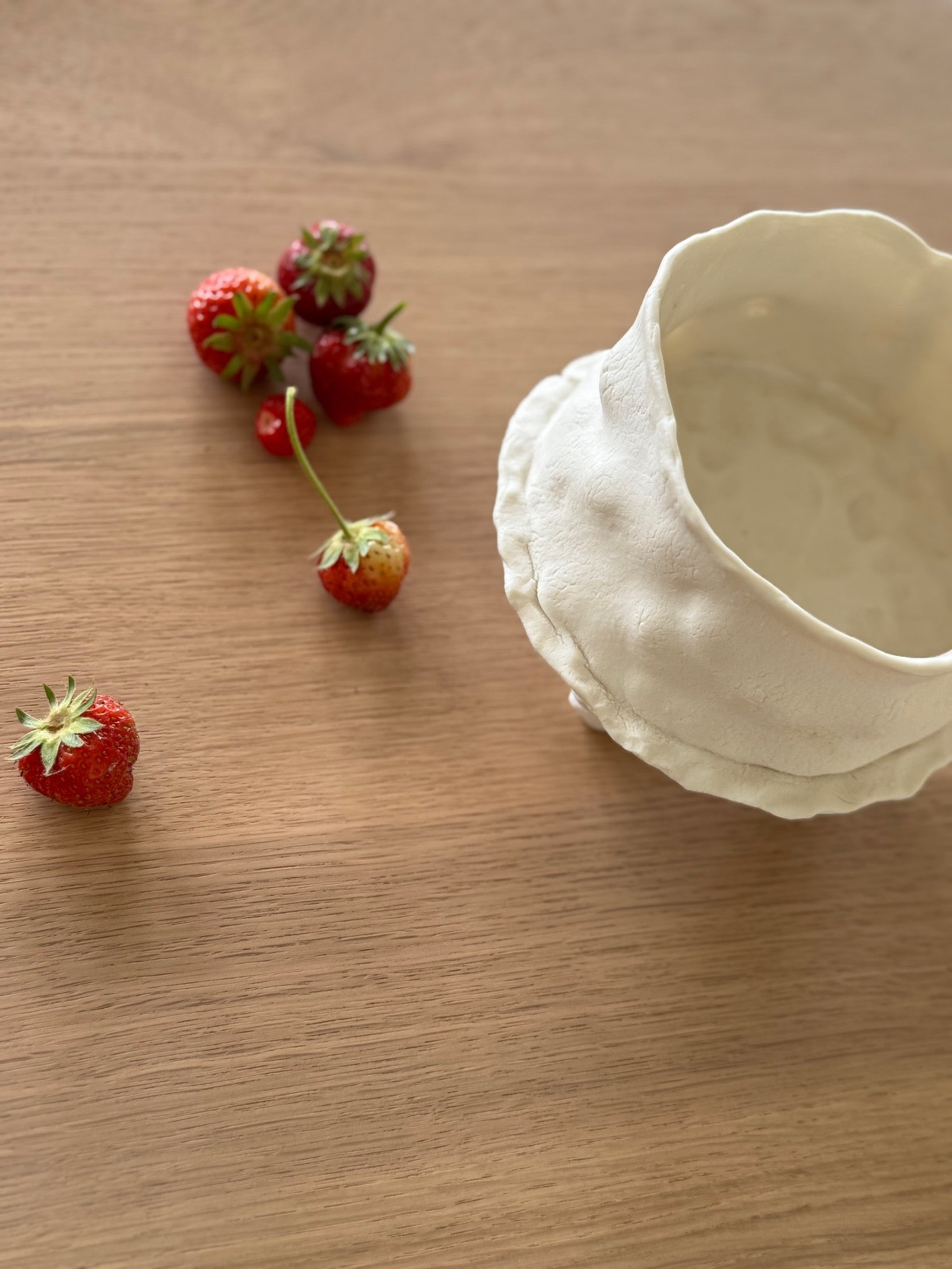 Unique Porcelain Bowl - 002.250322.001