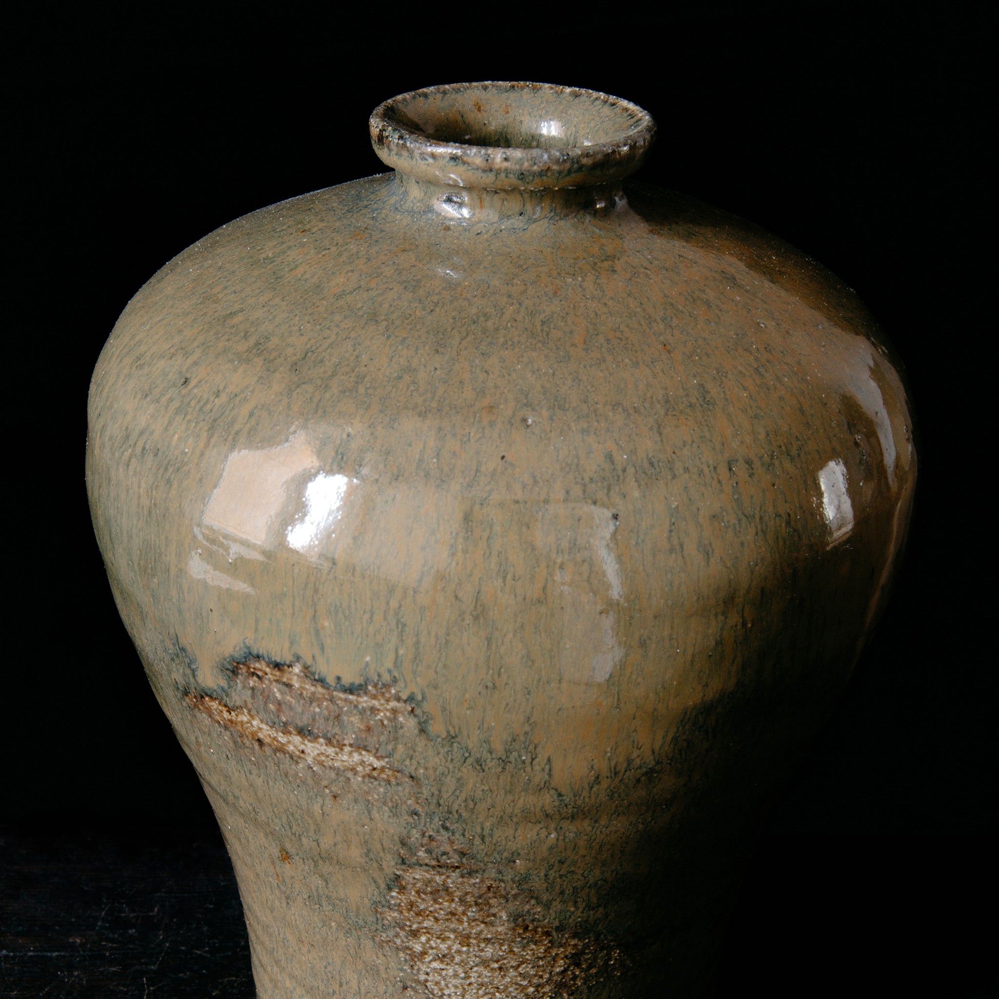 Wheel Thrown Vase No.118.23
