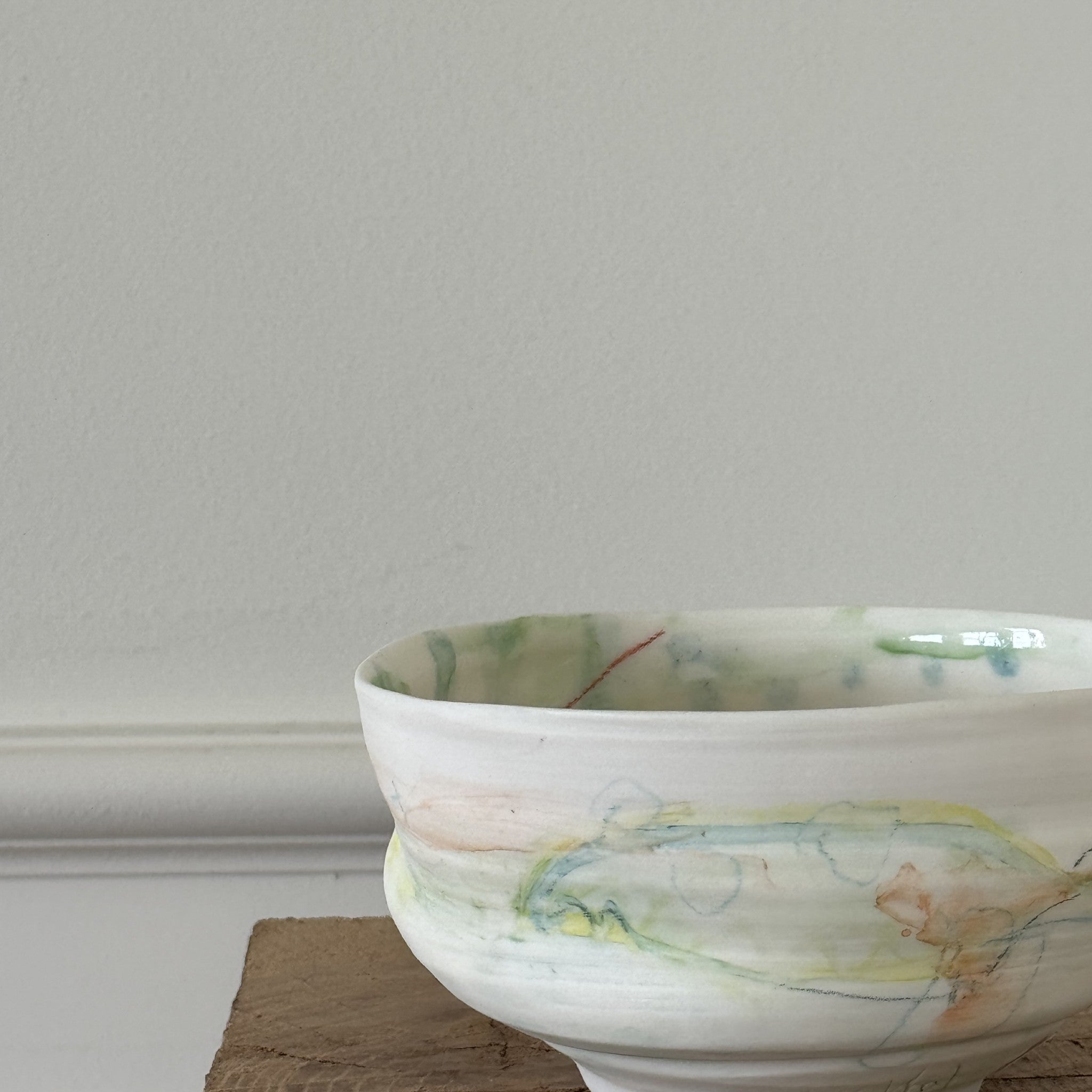 Unique Porcelain Bowl (Ref. 001.210204.017)