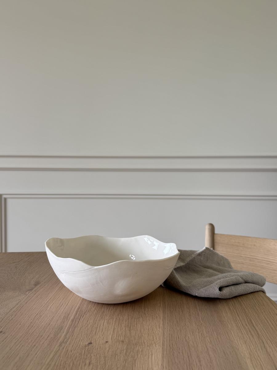 Unique Porcelain Bowl (Ref. 002.250320.002)