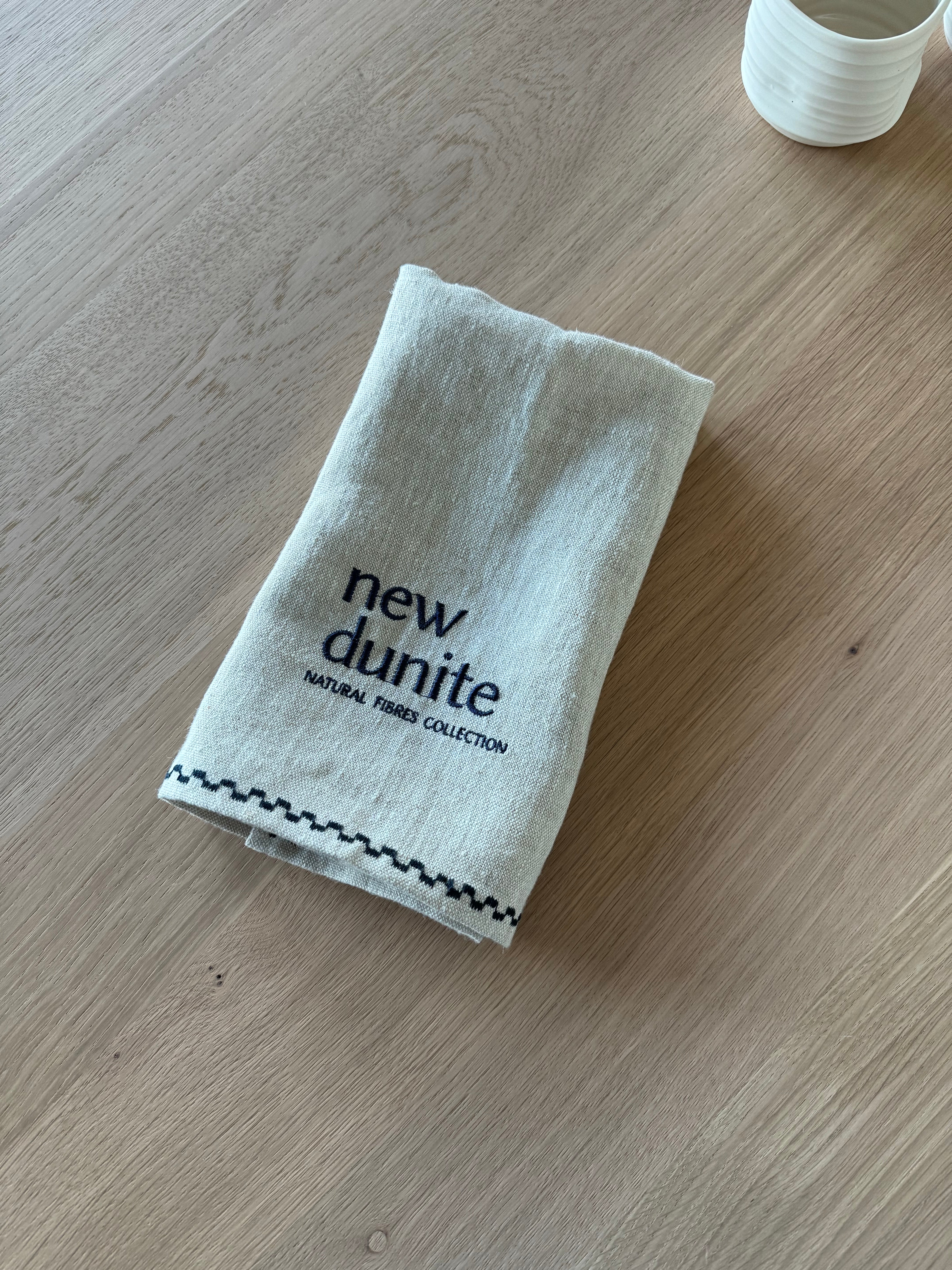 Linen hand towels Set of 2 cloths