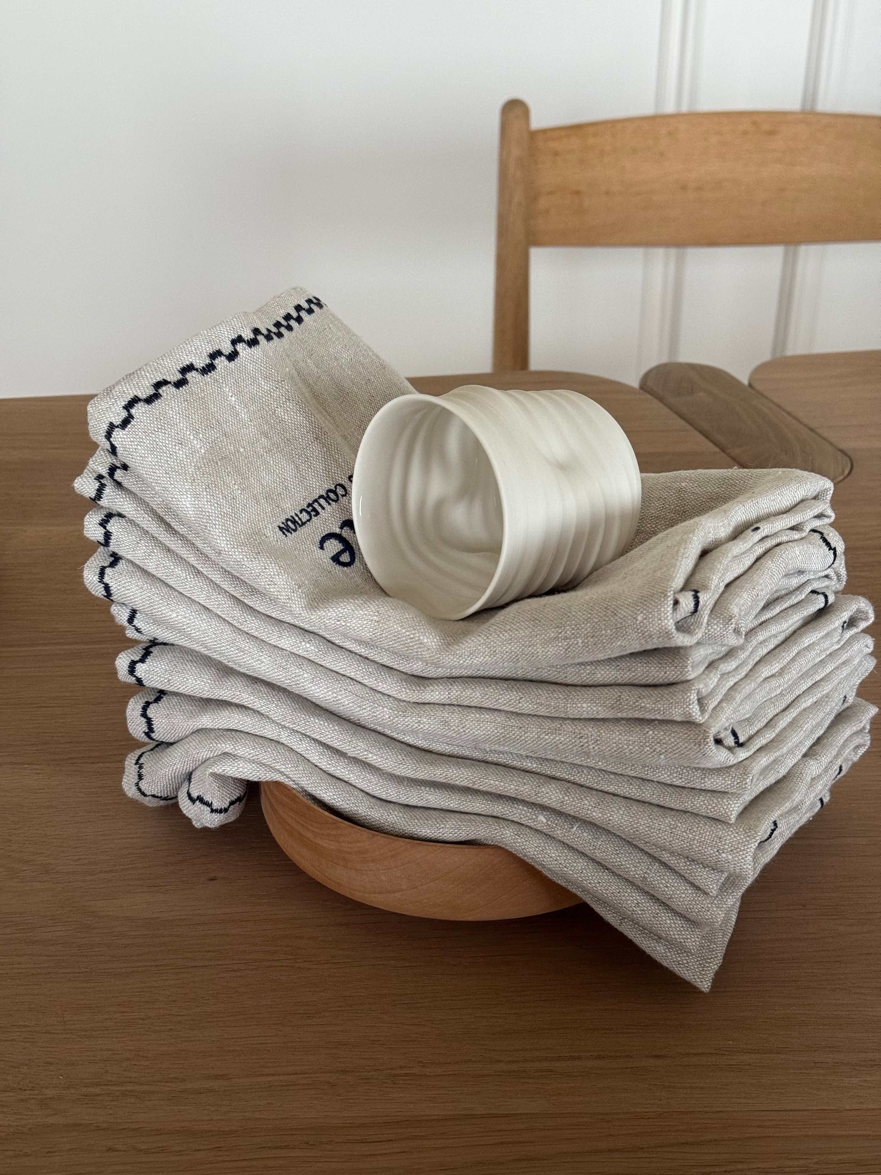 Linen hand towels Set of 2 cloths