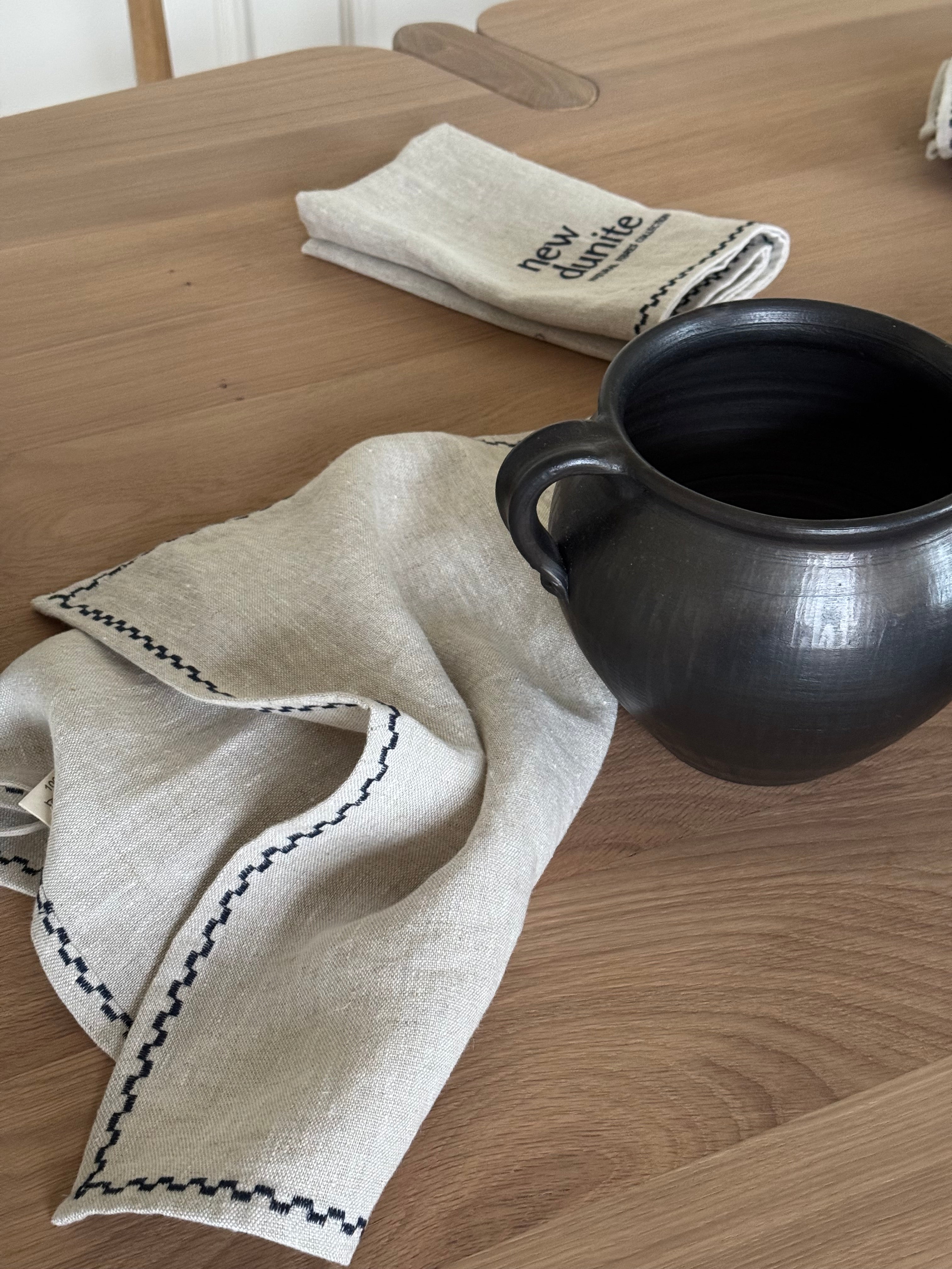 Linen hand towels Set of 2 cloths