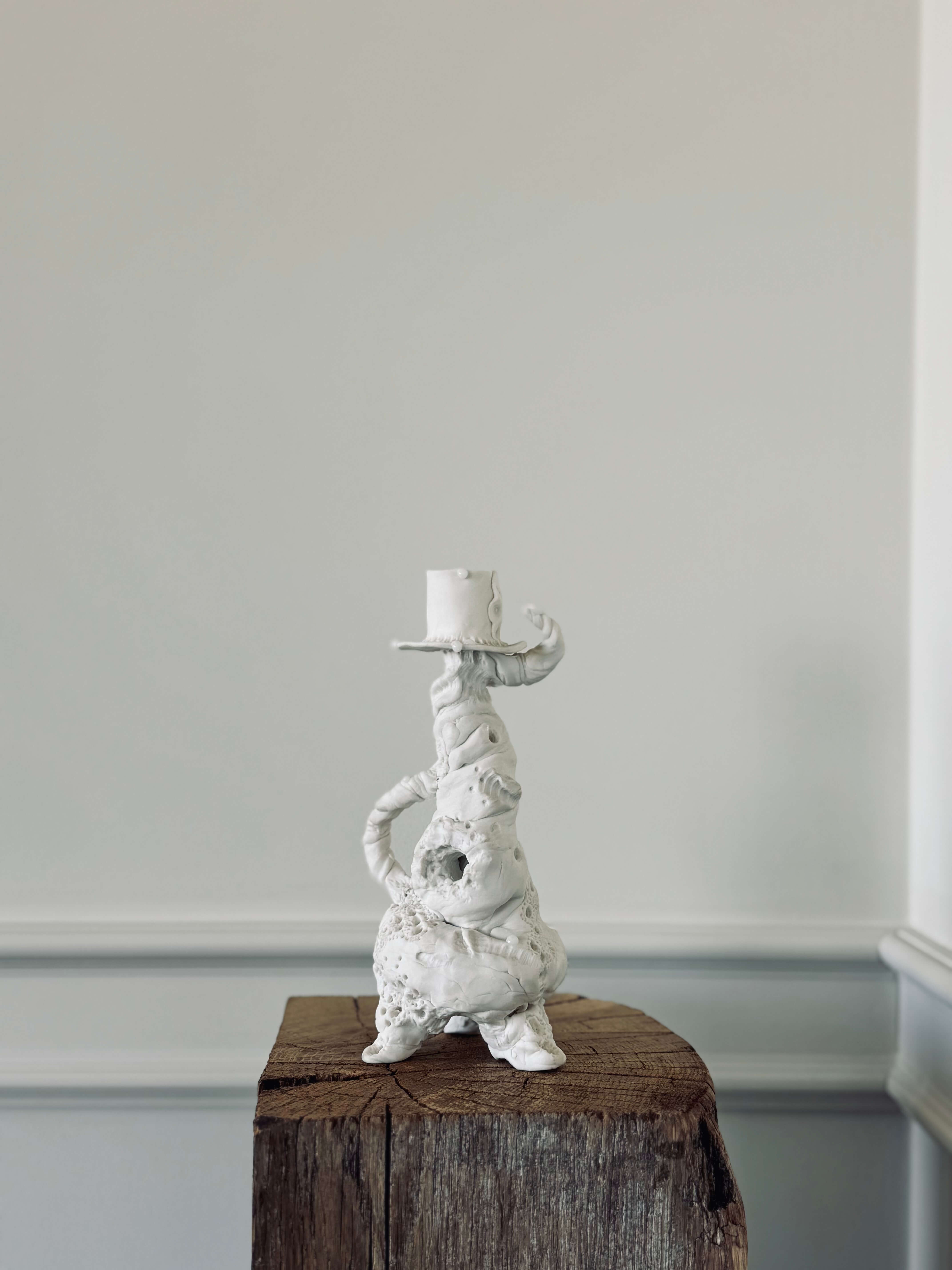 Single-arm porcelain chandelier