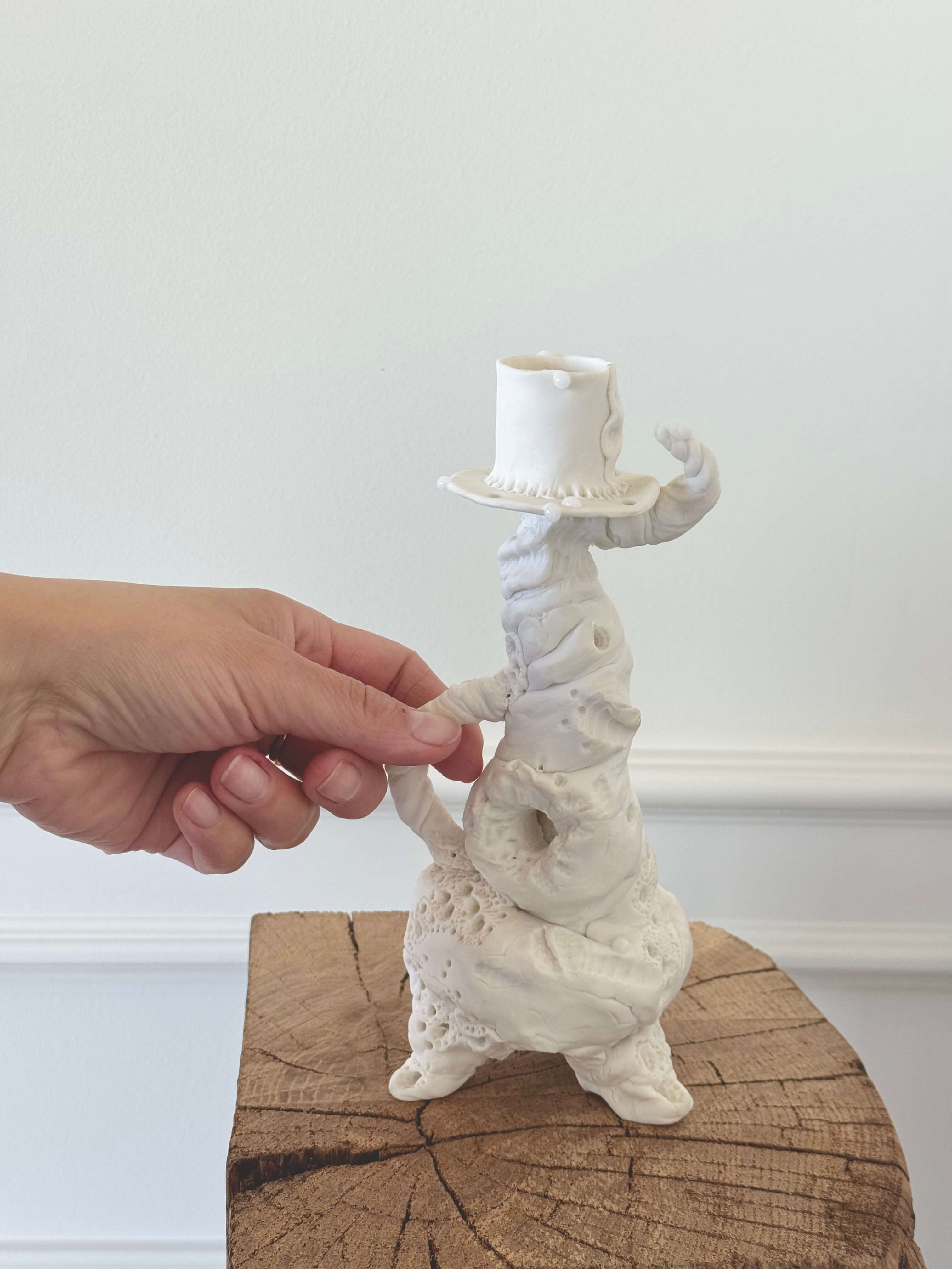 Single-arm porcelain chandelier