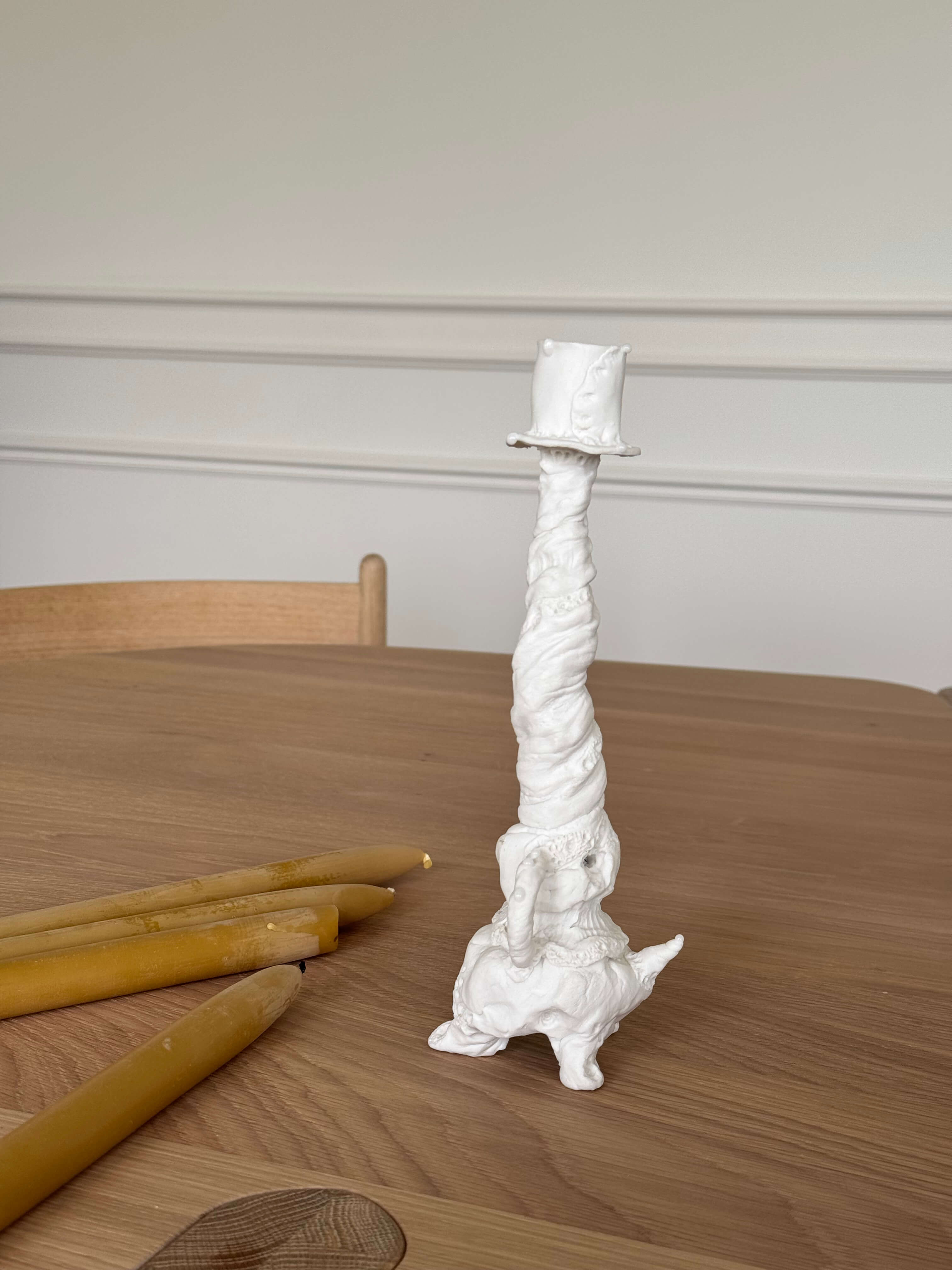 Unique Porcelain Candlestick (Ref. 002.250.320.004)