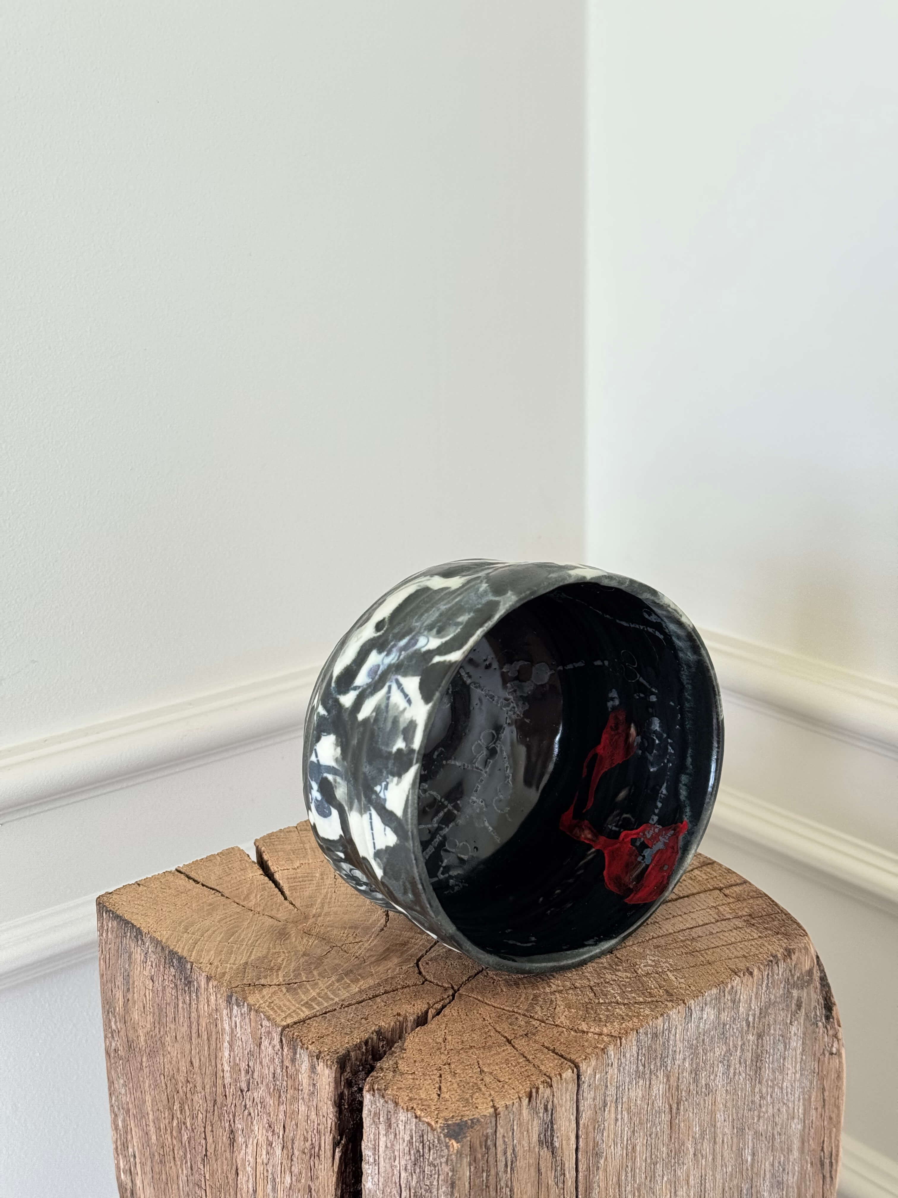 Unique Porcelain Bowl (Ref. 001.220528.005)