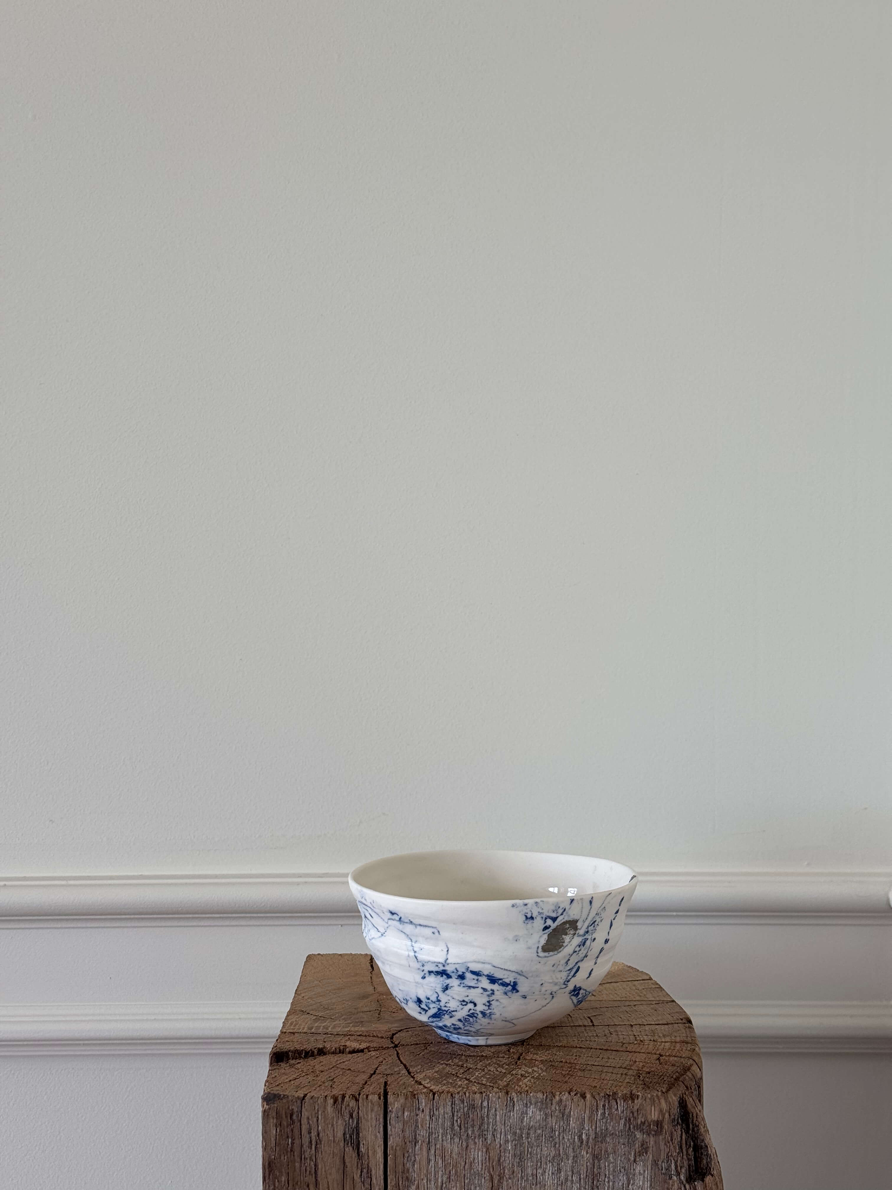 Unique Set of 2 Porcelain Bowls (Ref. 001.210204.007)