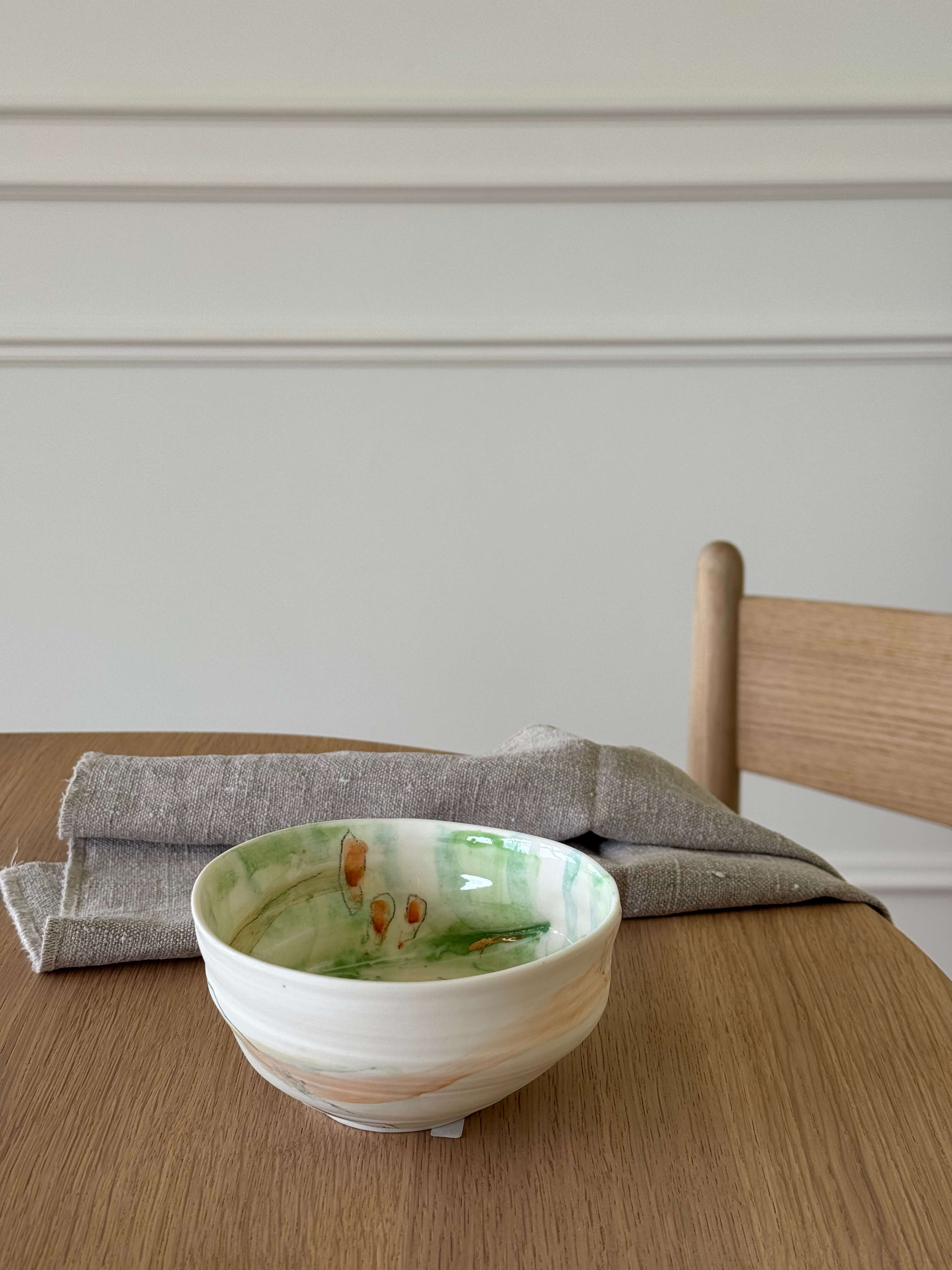 Unique Porcelain Bowl (Ref. 001.210204.017)